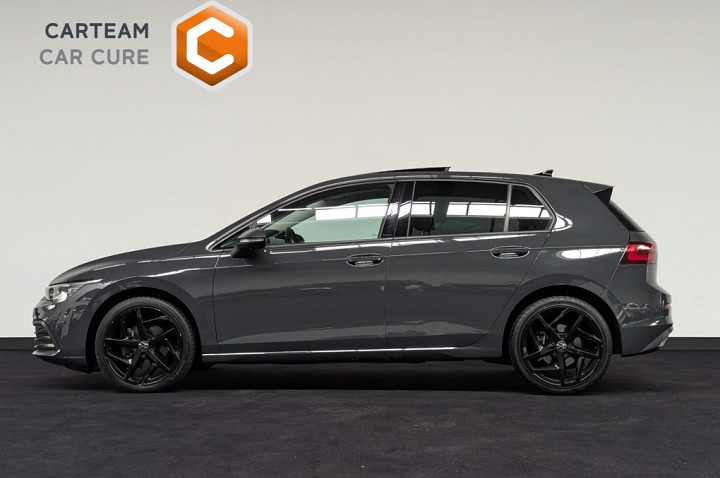 Volkswagen Golf 1.5 eTSI |PANO|STOELVERWARMING